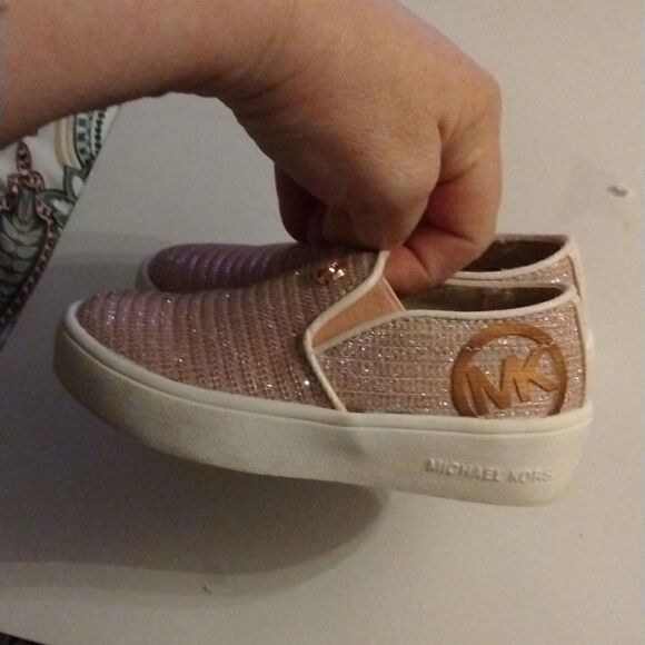 MK SLIDES   - Picture 3 of 6